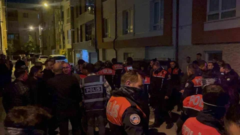 Eskişehir'de bekçiye balta çektiği iddia edilen bir kişi gözaltına alındı