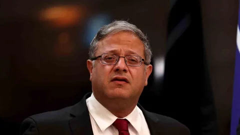 İsrail'de ateşkes kararı hükümeti karıştırdı