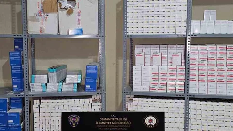 Osmaniye'de düzenlenen kaçak ilaç operasyonunda 2,5 milyon TL değerinde ilaç ele geçirildi.