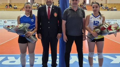Kayseri Voleybol Kulübü, ligin açılışında galip geldi