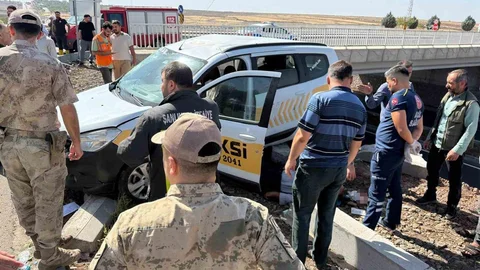 Şanlıurfa'da Hastane Kavşağında Kaza