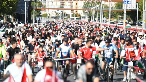 Kayseri'de Filistin'e destek için bisiklet turu