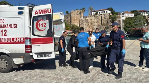 Antalya'da genç bir kız, falezlerden düşerek hayatını kaybetti