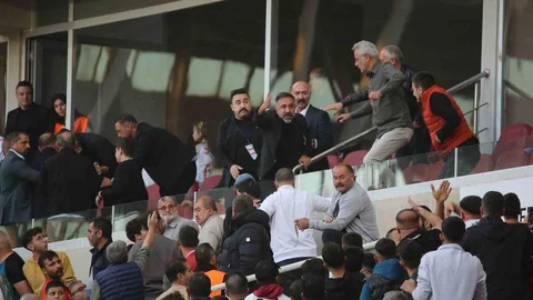 Sivasspor'da Gökhan Karagöl'ün Taraftarla Tartışması