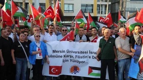 Mersin Üniversitesi, Gazze’nin Sesi Olmak İçin Yürüdü