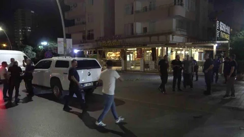 Adana'da pastaneye el bombası atıldı