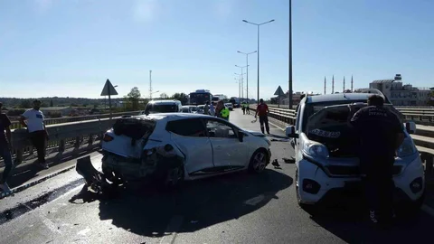 Antalya’da zincirleme kaza