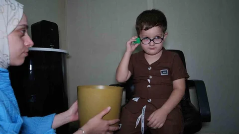 İstanbul'da kulaklık kullanımı ve işitme sağlığına dair uyarılar yapıldı