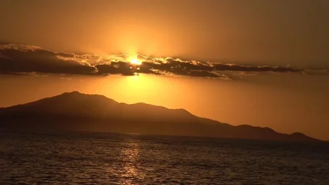 Van'da bulut geçişleri görsel şölen sunuyor