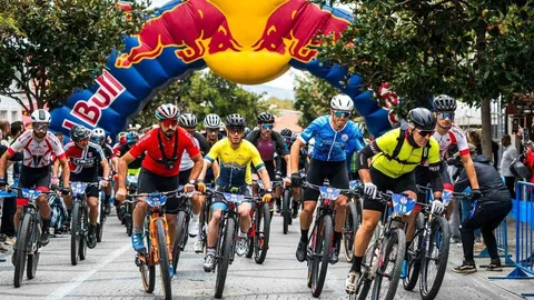 İstanbul'da bisiklet tutkunları Adalar'da buluştu