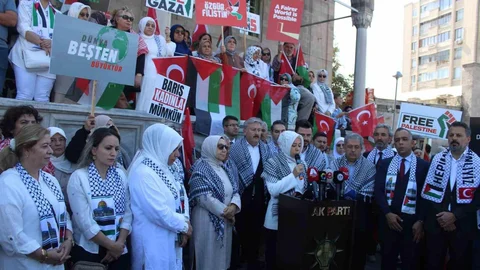 Kayseri'de Gazze'ye destek için kadınlar el ele tutuştu