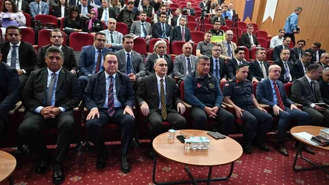 Manisa'da deprem riskine dikkat çekildi