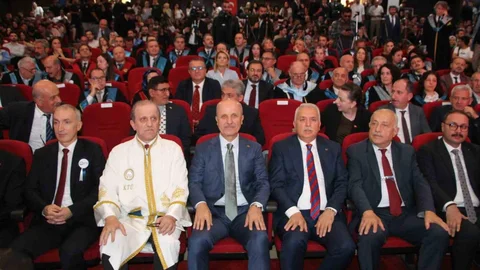 Trabzon'da YÖK Başkanı Özvar KTÜ'nün eksikliklerini açıkladı