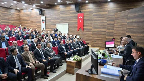 Diyarbakır’da 300 milyar liralık yatırım seferberliği başlatıldı