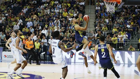 Fenerbahçe, Aliağa Petkim Spor'u 105-83 mağlup etti