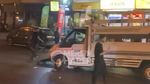 Mersin'de Gece Yarısı Kazası: Park Halindeki 5 Araca Çarptı