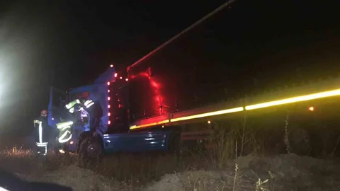 Kastamonu'da tır kazası sonucu sürücü yaşamını yitirdi