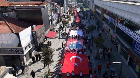 Düzce'de Amatör Spor Haftası kutlamaları kortej ile başladı