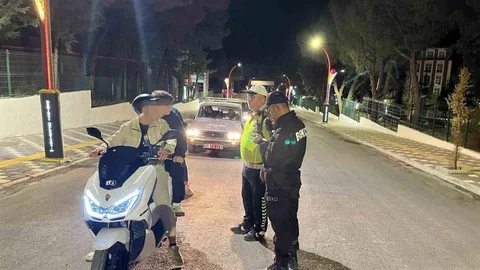 Manisa'da motosiklet sürücülerine denetim yapıldı