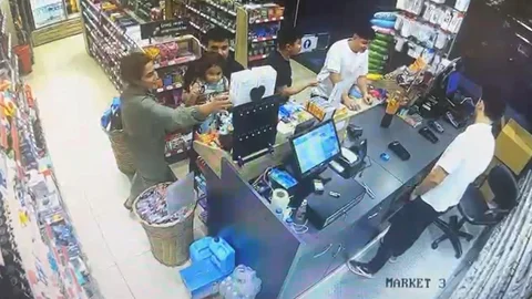 Beyoğlu'nda Oyuncak Hırsızlığı