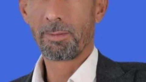 Adıyaman'da tel çit çekerken dengesini kaybeden işçi hayatını kaybetti.