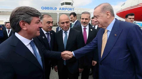 Azerbaycan'da TDT Zirvesi'nde buluşma gerçekleşti