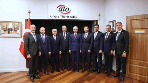 Ankara'da Ulaştırma ve Altyapı Bakanı Uraloğlu, ATO'yu ziyaret etti