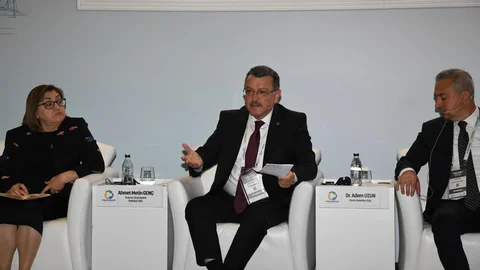 Başkan Genç: Enerjinin üretimi kadar yönetimi de önemli