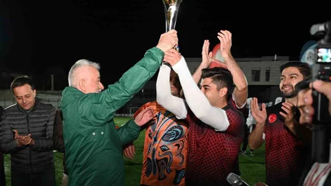 Isparta'da Başkanlık Kupası'nı Emniyet Müdürlüğü kazandı