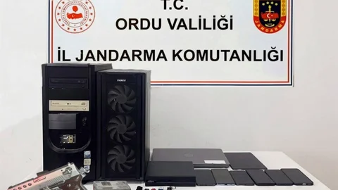 Ordu'da siber suç operasyonunda 3 kişi tutuklandı.