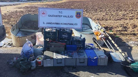 Gaziantep'te avlanma yasağını ihlal eden 2 kişi suçüstü yakalandı
