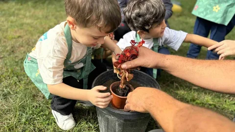 Sakarya'da Minik Bahçıvanlar Doğayla Buluştu