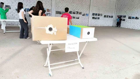 Bursa'da Fotofest Çocukların Fotoğraflarıyla Yola Çıktı