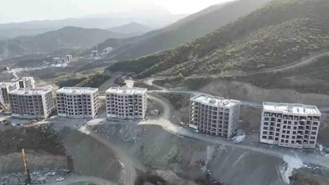 Hatay'da 1342 TOKİ Konutu Yükseliyor