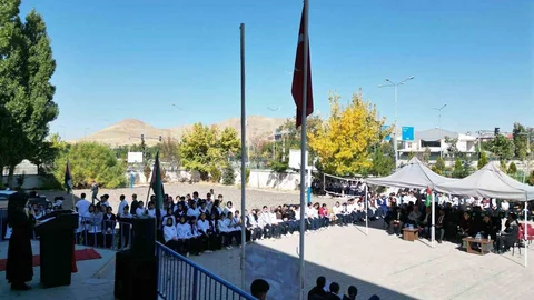 Ağrı'da Öğrenciler Filistin İçin Tek Yürek Oldu