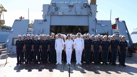 İstanbul'da Açık Denizler Karakol Gemileri test faaliyeti yapıldı