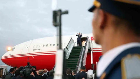 Cumhurbaşkanı Erdoğan Azerbaycan'daki temaslarını tamamladı