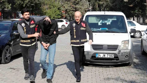 Antalya'da kız kaçırma nedeniyle çıkan kavgada 1 kişi öldü
