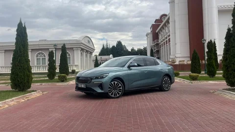 Eskişehir'de Togg T10F'ye yoğun ilgi gösteriliyor