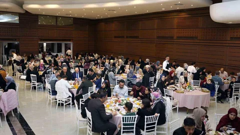 İstanbul'da Camiler ve Din Görevlileri Haftası etkinlikleri düzenlendi