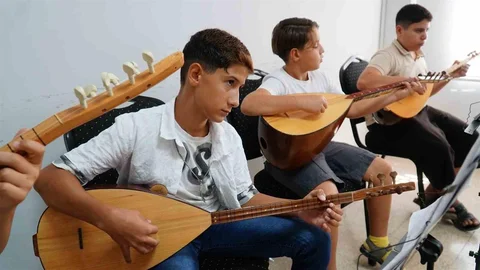 Şanlıurfa'da Aşıklık Geleneği Yaşatılıyor