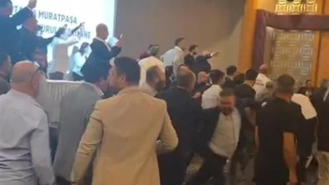 Antalya'da gergin seçim anları