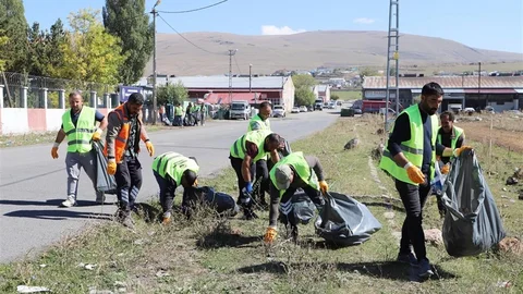 Ardahan'da Sanayi Sitesi'nde temizlik seferberliği yapıldı.