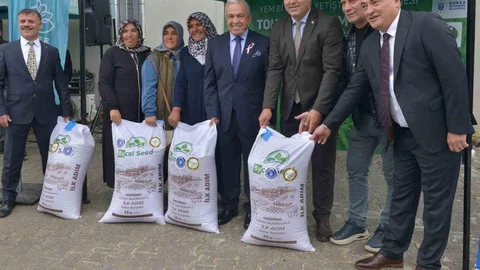 Bursa'da Çiftçilere Tohum Desteği