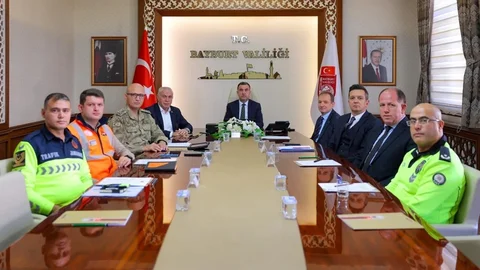 Bayburt'ta Trafik Güvenliği Konulu Toplantı Yapıldı