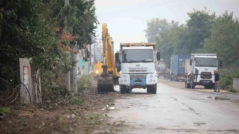Erenler'de Kozluk Caddesi'nde dönüşüm başlatıldı