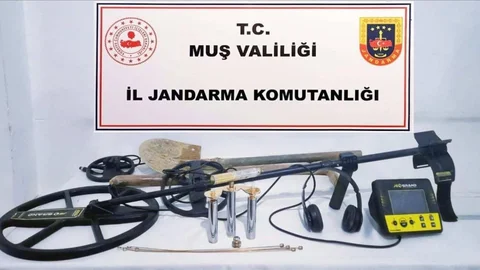Muş'ta kaçak kazı yapan 7 kişi suçüstü yakalandı