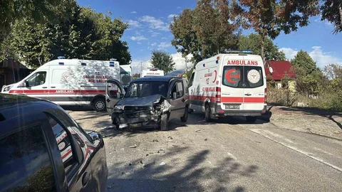 Bolu’da trafik kazası: 5 yaralı