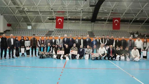 Bayburt'ta Bilgi Yarışması Düzenlendi