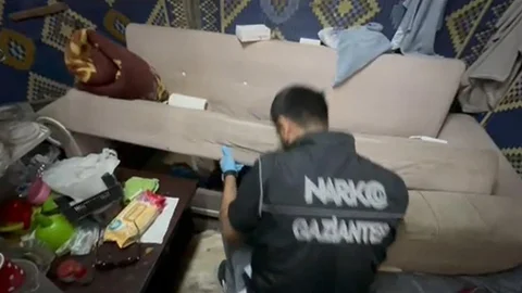 Gaziantep'te uyuşturucu operasyonunda 7 kilo metamfetamin bulundu.